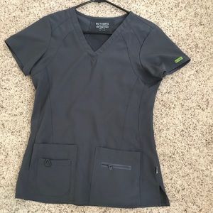 Women’s Med Couture Activate Scrub Top
